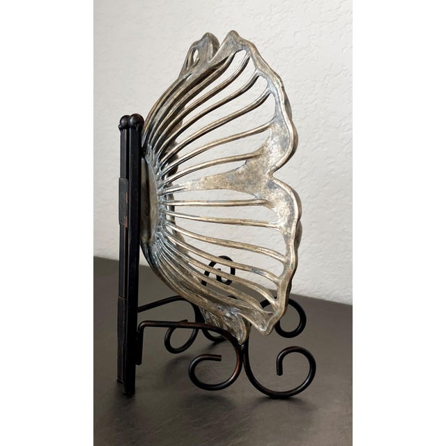 Late 20th-Century Moulded Cast Brass Reticulated Hibiscus-Petal Shaped Decorative Bowl For Sale In Austin - Image 6 of 16