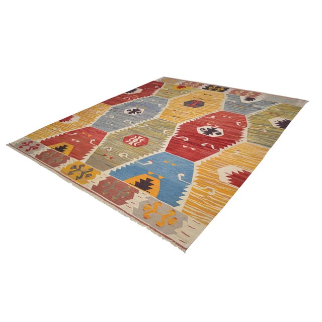 2020s Vintage Handwoven Turkish Rug Oversized Oushak Kilim Rug for Living Room - 9′11″ X 12′2″ For Sale - Image 5 of 14