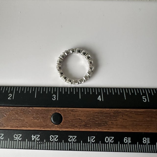 Early 21st Century Beautiful Natural Diamond Eternity Ring in 14kt White Gold, Size 6, 2.8ctw For Sale - Image 5 of 5