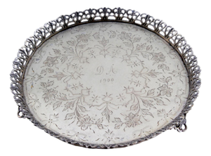 Silver Ticket Stand with Grid and Center Engraved with Floral Motifs, Standing on Three Feet