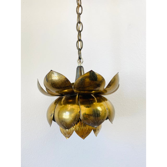1960s Vintage 1960s 3 Tiered Brass Lotus Flower Pendant Light by Feldman Hollywood Regency Chinoiserie Chic Style For Sale - Image 5 of 9