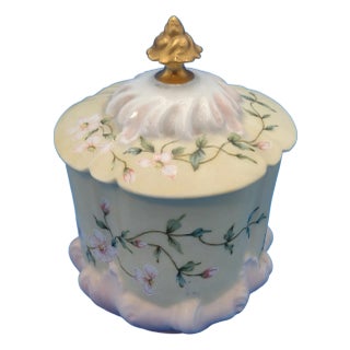 Antique Elite Limoges Hand-Painted Porcelain Biscuit Jar With Floral Motif and Gilt Finial, France c.1890s For Sale