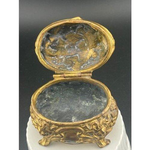 Brass Antique Brass Cherub Jewelry Casket Footed Trinket Box Art Nouveau Figural Putti For Sale - Image 8 of 18
