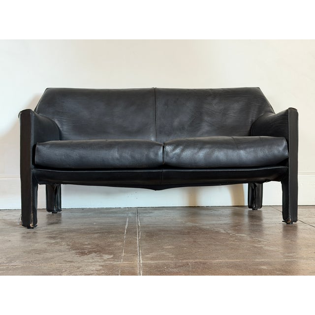 Cassina Vintage 1980’s Mario Bellini for Cassina Cab Leather Settee For Sale - Image 4 of 10
