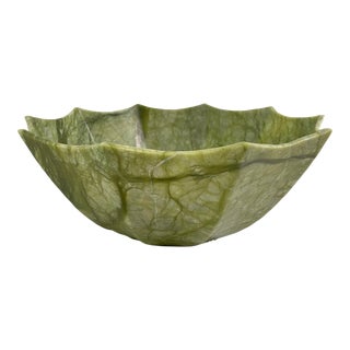 Vintage Star Shaped Apple Green Jade Bowl For Sale