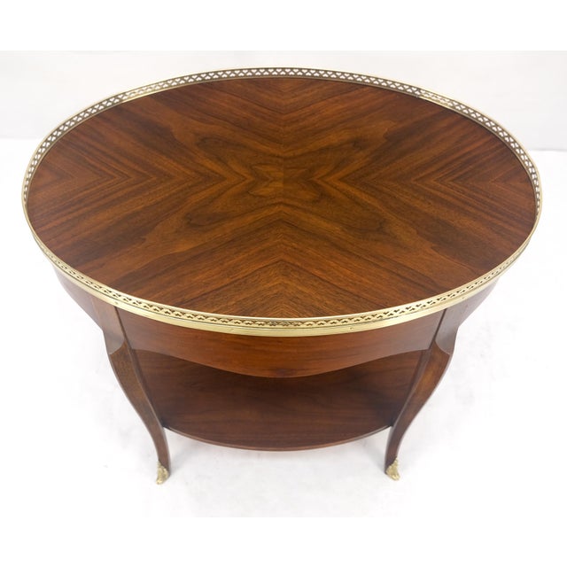 Wood Baker Brass Gallery & Feet Oval Top Two Tier Side End Lamp Table Stand MINT For Sale - Image 7 of 17