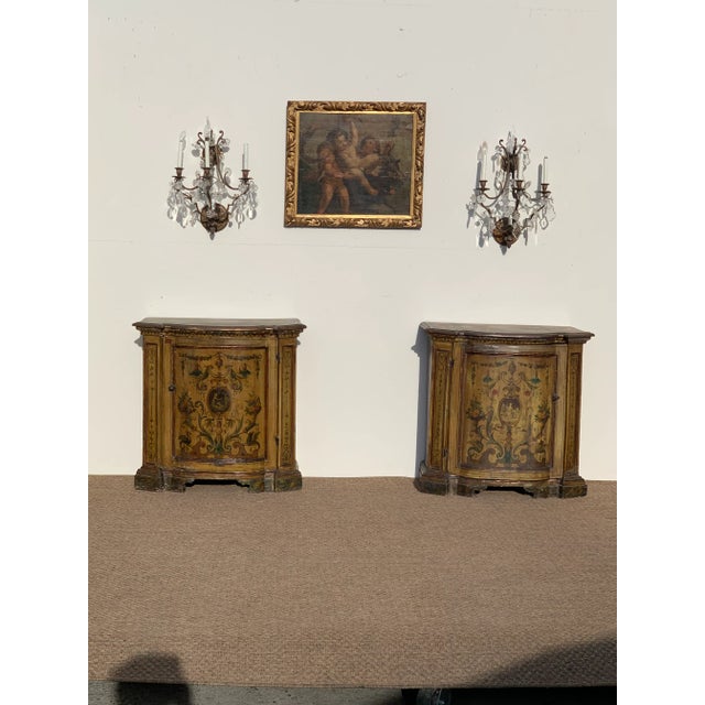 19th Century Pair of Painted Italian Venetian the Commodes For Sale - Image 10 of 13