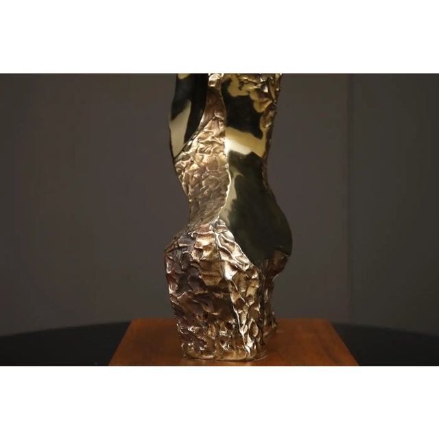 Brutalist Cast Brass and Walnut Table Lamp by Laurel, Usa, 1970s For Sale - Image 16 of 18