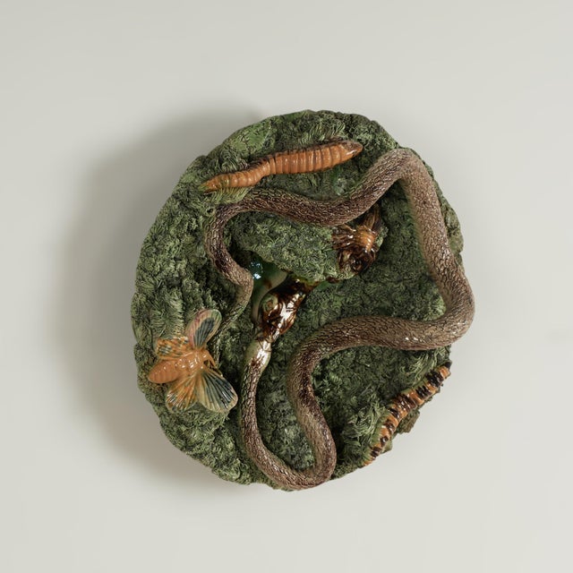 Victorian Set of Four Antique Portuguese Palissy Wall Plates by Jose Alves Cunha, Priced Individually For Sale - Image 3 of 18
