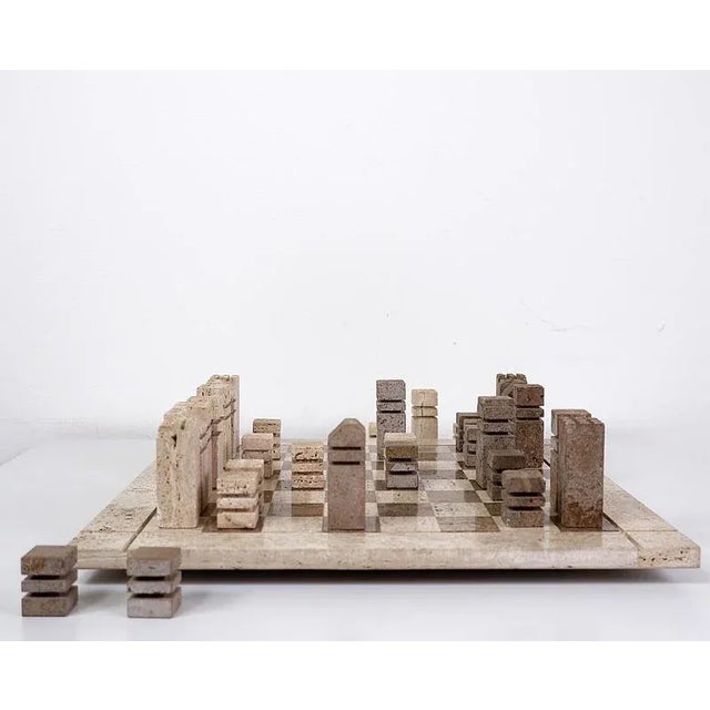 Modern Modernist Chess Game in Two Colored Travertine, Italy, 1970s For Sale - Image 3 of 13