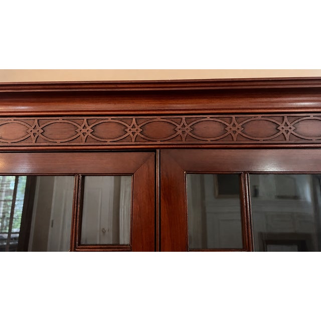 1940s 1945 Rway Furniture Co. Mahogany Georgian Revival China Cabinet for Jh Biggar Furn. Pasadena, Ca For Sale - Image 5 of 7