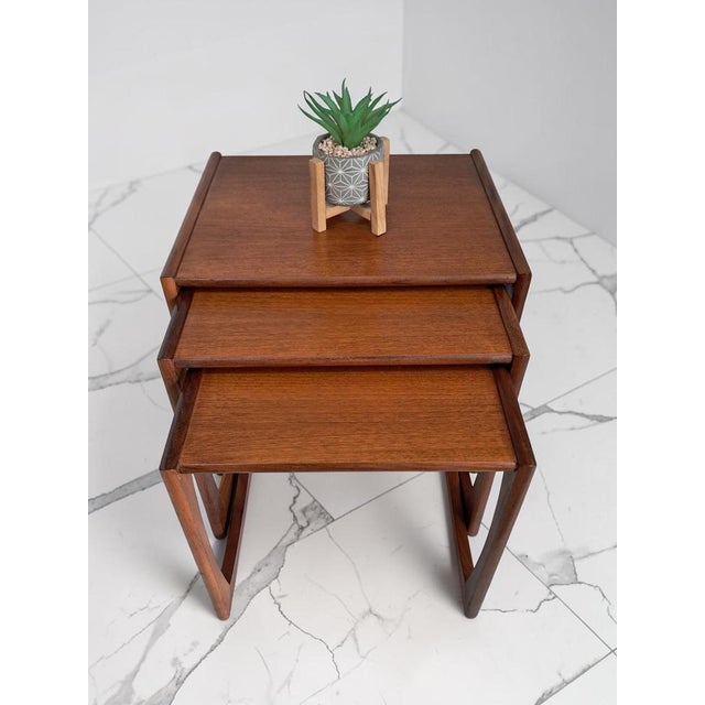 Brown Mid-Century Modern Nesting Tables in Teak from G-Plan, 1960s, Set of 3 For Sale - Image 8 of 18