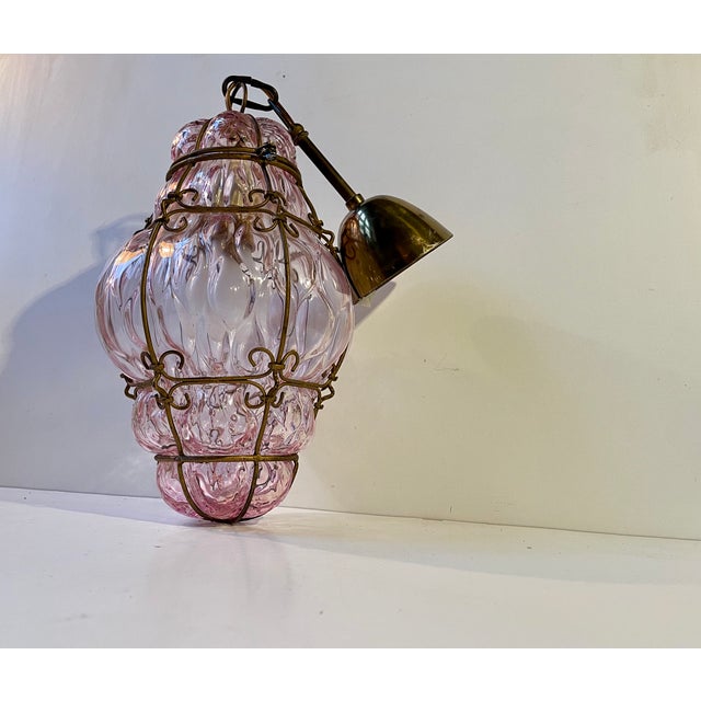 Pink Pink Raspberry Pendant Lamp in Cage Murano Glass from Seguso, 1950s For Sale - Image 8 of 12