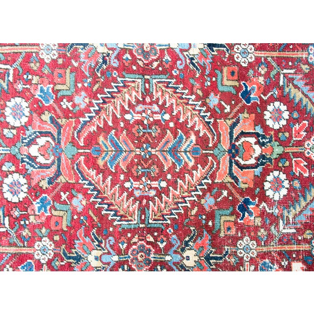 Early 20th Century Persian Heriz Rug For Sale In Chicago - Image 6 of 14