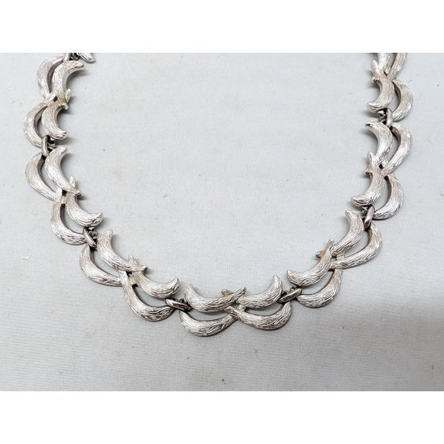 Vintage Signed Monet Textured Rhodium Plated Collar Necklace For Sale - Image 10 of 11