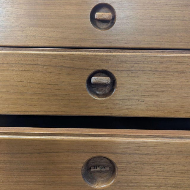 Mid-Century Modern 6-Drawer Dresser With Hairpin Legs For Sale - Image 11 of 11