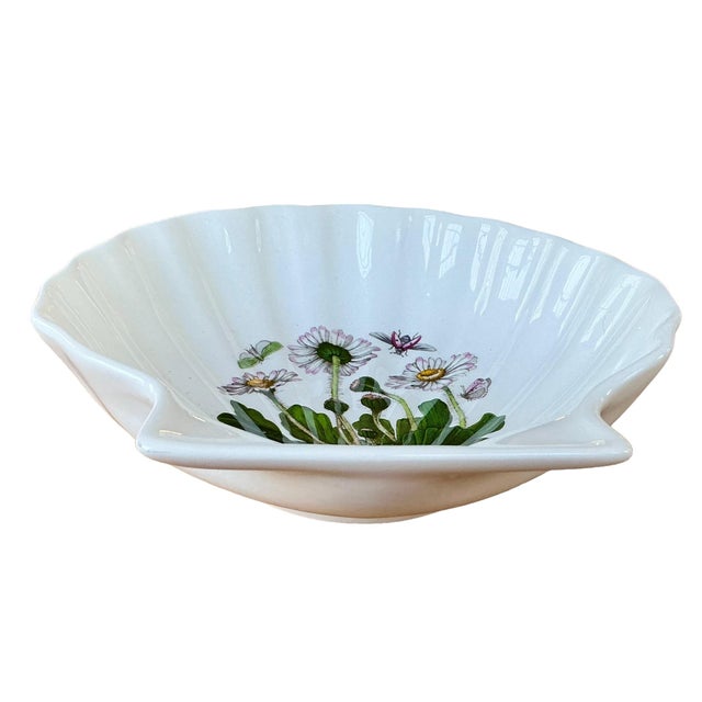 English 1970s Portmeirion “The Botanic Garden” Shell Form Dish Made in England For Sale - Image 3 of 8