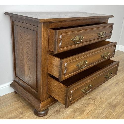 Vintage French Style Chest of Drawers For Sale - Image 11 of 12