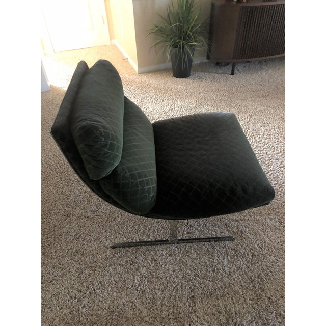 Mid-Century Modern 1970s Sloped Steel Lounge Chair Attributed to Kipp Stewart Quantity - 2 Chairs For Sale - Image 3 of 4