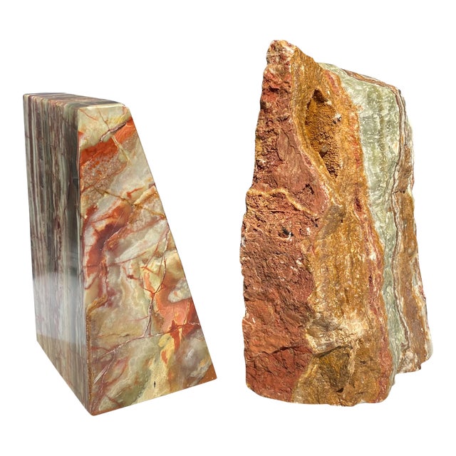 1970s Pair of Carved Onyx Stone Bookends For Sale