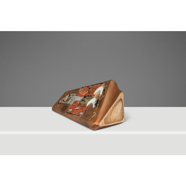 Mid-Century Post Modern Contemporary Studio Ceramic Vase / Vessel by Rosebud Designs, United Kingdom, C. 1980s For Sale - Image 9 of 18