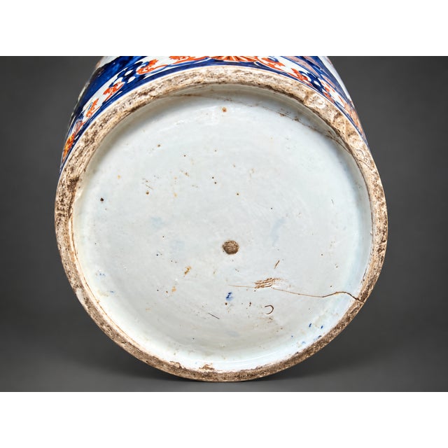 18th Century Japanese Covered Potiche in Arita Porcelain with Imari Decoration, , 1690 For Sale - Image 12 of 13