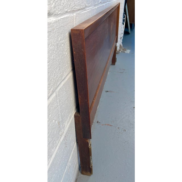 Wood Mid 20th Century Mid-Century Modern Style Walnut Headboard by John Stuart For Sale - Image 7 of 9