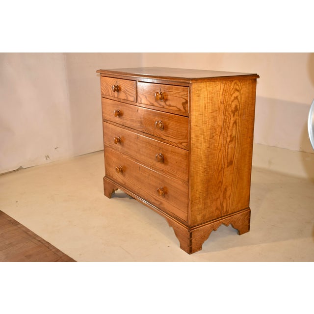 19th Century Hungarian Ash Chest of Drawers For Sale In Greensboro - Image 6 of 9