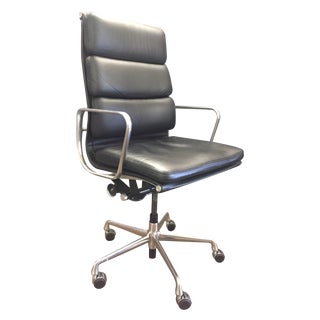 Eames Soft Pad Black Leather Executive Chair For Sale