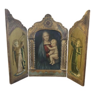 Mid-Century Italian Carved Painted Triptych With Madonna & Child, and Angels For Sale