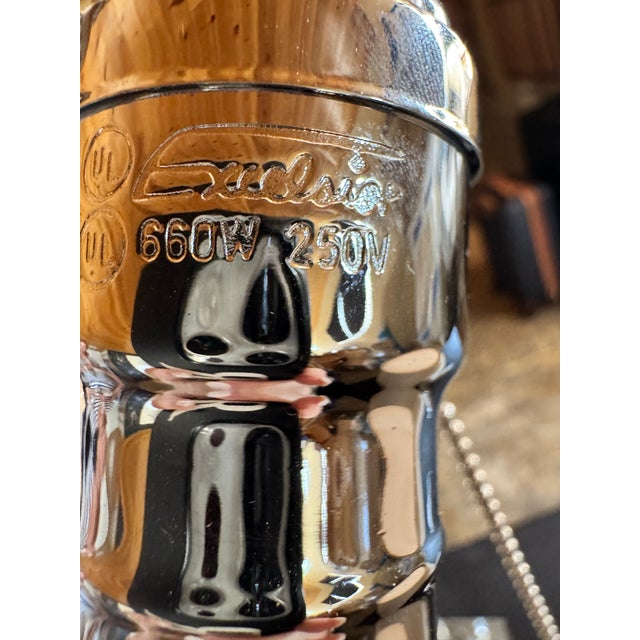 Vintage Excelsior Lucite Geometric Table Lamp For Sale In Los Angeles - Image 6 of 8