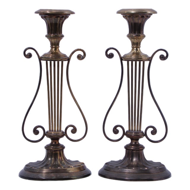 1980s Pair of Mottahedeh Brass Colonial Williamsburg Lyre Candlesticks For Sale