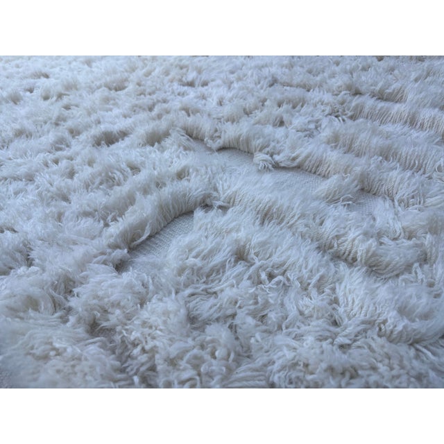 Ivory Rh Cabila Wool Rug – 9' × 12' Ivory | 87% Wool & 13% Cotton | Hand-Knotted High-Low Construction For Sale - Image 8 of 18