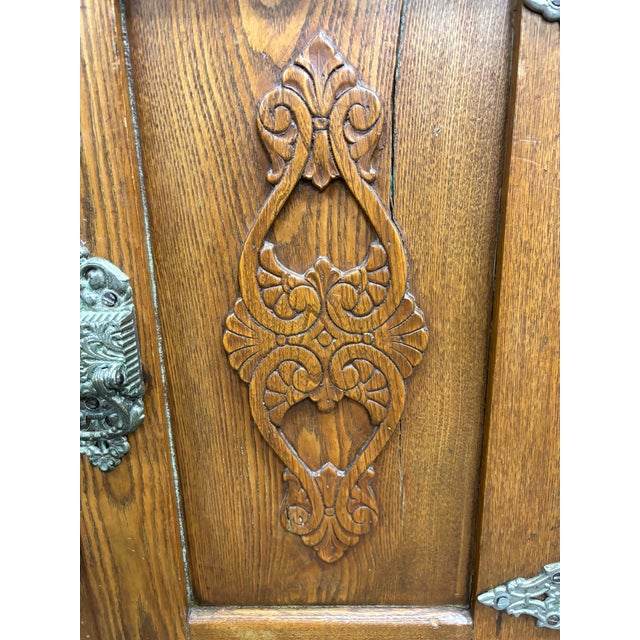 Brown Antique Large Size American Oak and Metal Ice Box Chest Cabinet For Sale - Image 8 of 15