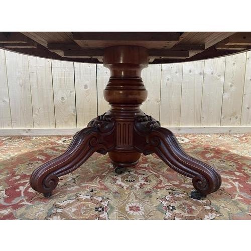 Napoleon III Oval Mahogany Dining Table For Sale - Image 3 of 9