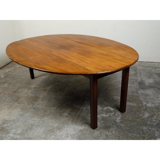 19th Century English Walnut Drop-Leaf Table with Oval Top and Straight Legs For Sale - Image 10 of 12