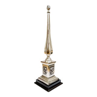 Late 20th Century Grand Tour Style Lion Head Monumental Obelisk – Architectural Finial on Tiered Wood Base For Sale