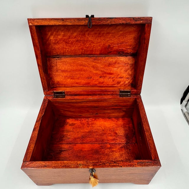 Early 20th Century Tiger Maple Rustic Footed Box With Domed Lid and Gold Tassel For Sale - Image 11 of 12