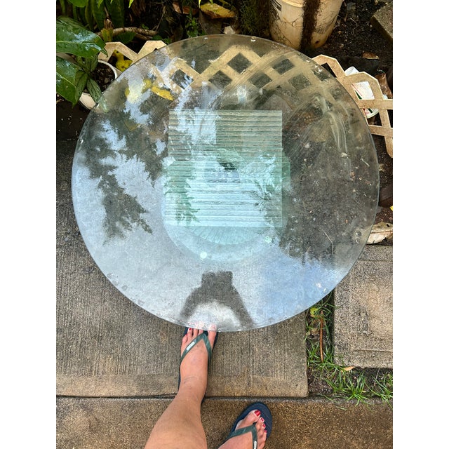 Mid-Century Modern 1970s Retro Design Glass Coffee Table Set on a Glass Spiral Helix For Sale - Image 3 of 4