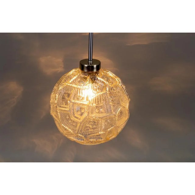 Goldenrod Mid-Century Modern Glass & Chrome Pendant Light For Sale - Image 8 of 18