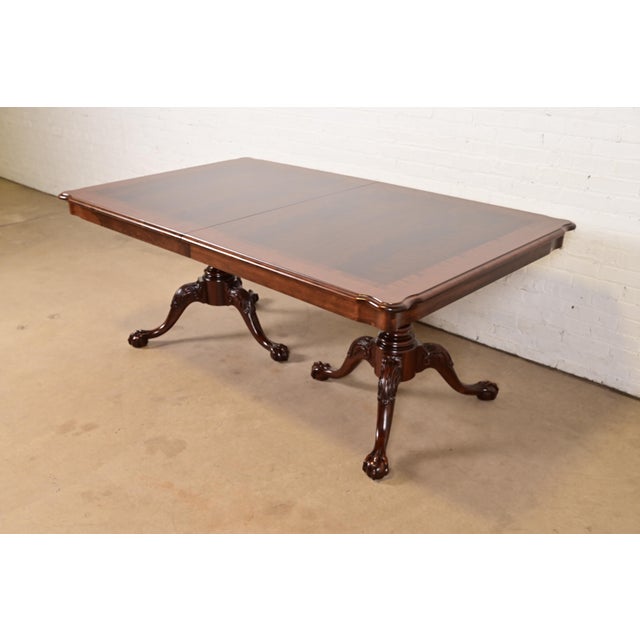 Brown Thomasville Chippendale Banded Flame Mahogany Double Pedestal Extension Dining Table, Newly Refinished For Sale - Image 8 of 15