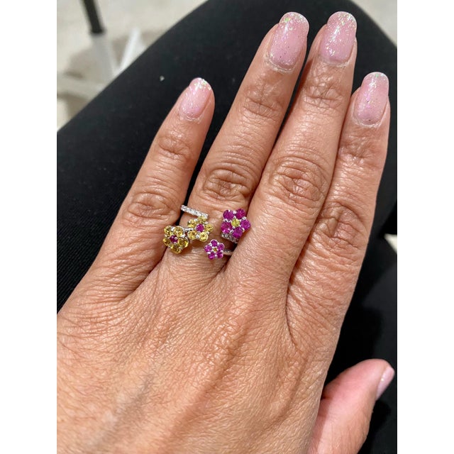 Metal 1.72 Carat Natural Sapphire Diamond White Gold Cocktail Ring, Size 7 For Sale - Image 7 of 7