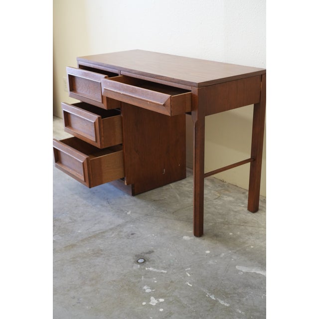 1960s Vintage Mid-Century Modern Linear by Morris of California Walnut Desk - Writing Desk For Sale - Image 10 of 10