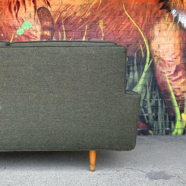 Florence Knoll for Knoll Associates Settee Loveseat For Sale In Cleveland - Image 6 of 11