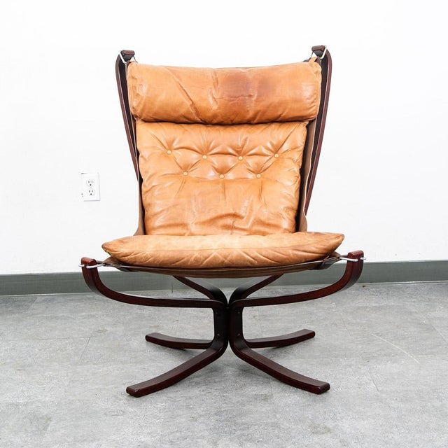 Unique Sigurd Ressell Falcon sling armchair / lounge chair in brown leather and bentwood frame. The cushions sit within...