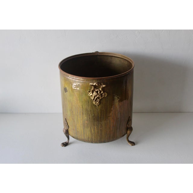 Extra Large English Style Brass Hammered Paw Footed Planter With Ornate Handles Vintage Mid Century For Sale - Image 10 of 18