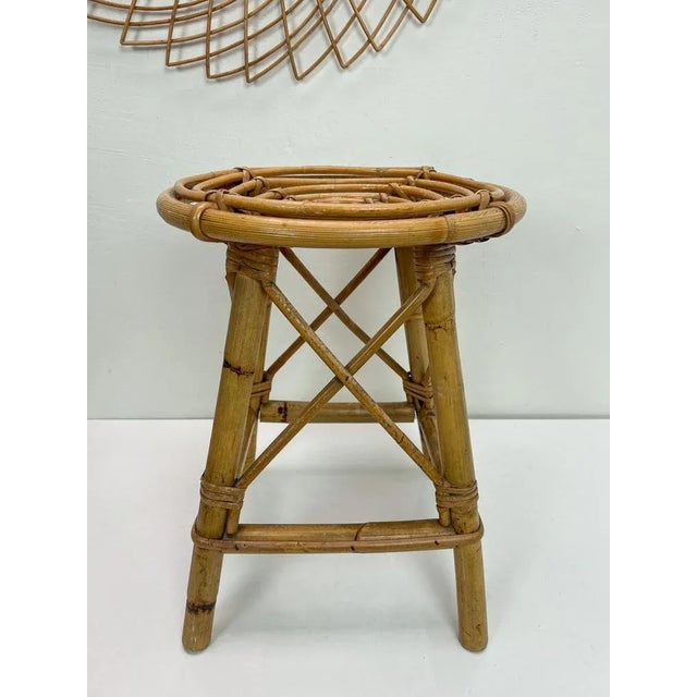 Beautiful, functional and decorative old French Bamboo stool with a spiral seat nice other detailling. In good condition...