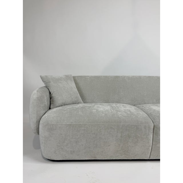Modern Low-Profile Sofa in Soft Dove Grey For Sale - Image 4 of 7