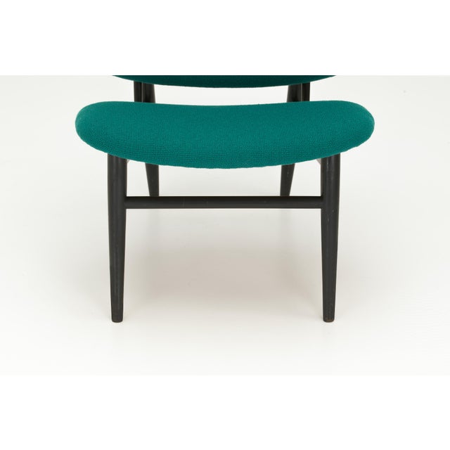 Black Shell Lounge Chair by Ib Kofod-Larsen for Christensen & Larsen, 1950s For Sale - Image 8 of 15