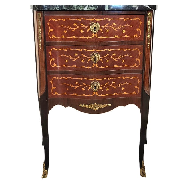 Antique French Louis XV Style Bronze & Inlaid Verde Marble Top Nighstand Chest For Sale In New York - Image 6 of 14